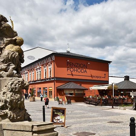 Hotel Penzion Pohoda Trutnov Exterior foto